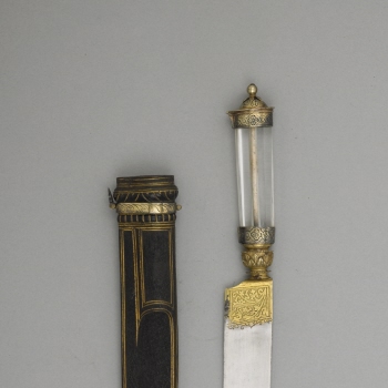 Knife with scabbard