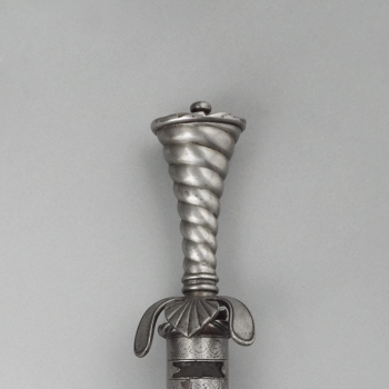 Dagger with scabbard, knife and pricker