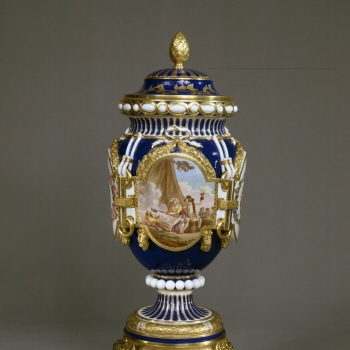 Probably vase 'ferré', of the second size