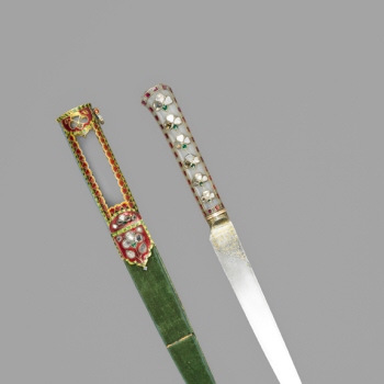 Kard with scabbard