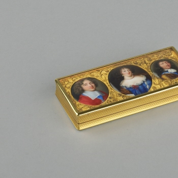 Snuff box or toothpick case